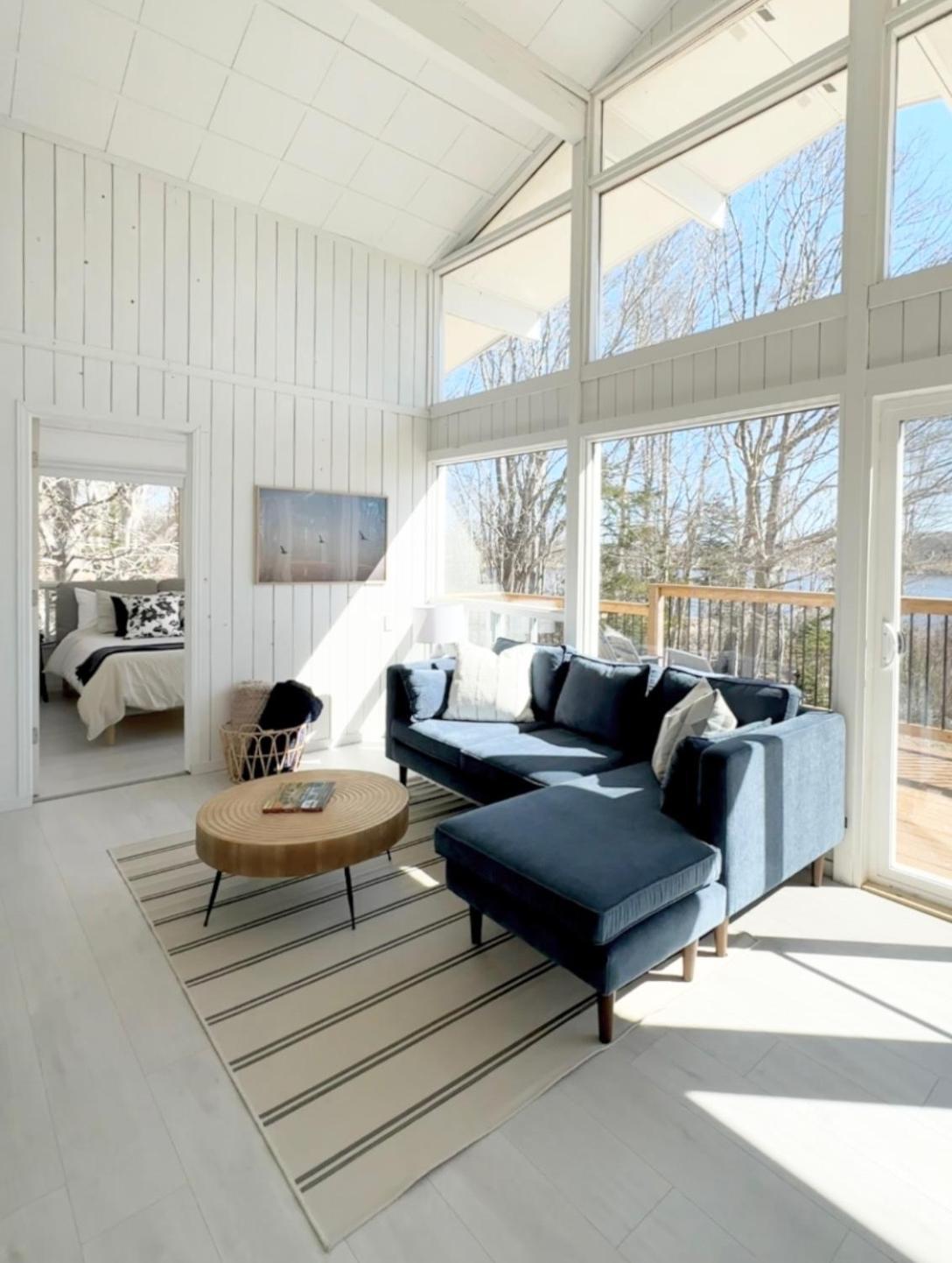 Blissful Oceanfront Cottage In Port Mouton Extérieur photo