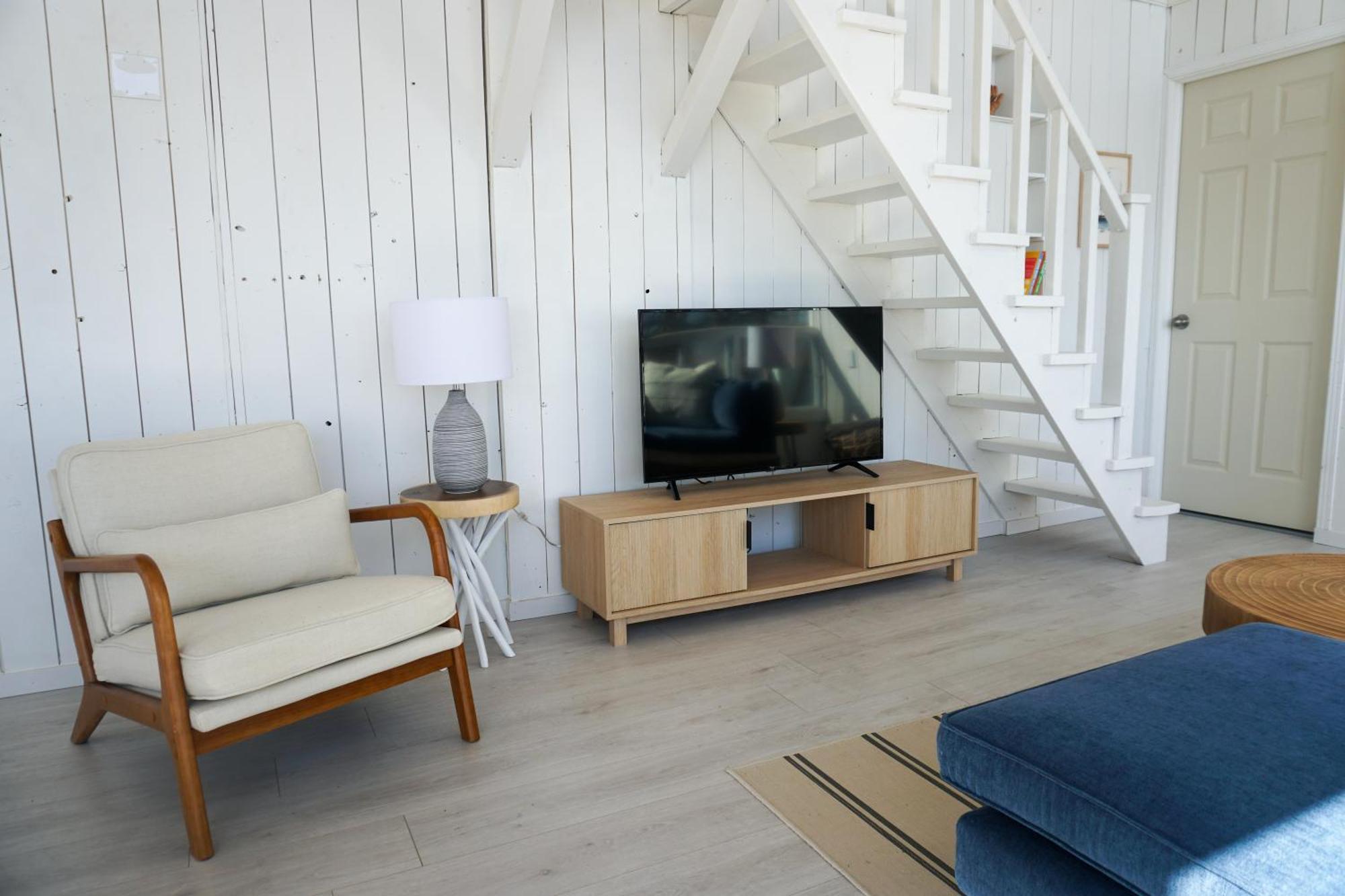 Blissful Oceanfront Cottage In Port Mouton Extérieur photo